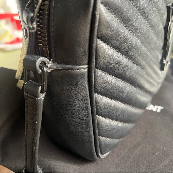 Authentic Yves Saint Laurent LOU CAMERA BAG IN QUILTED LEATHER - Picture 10 of 13